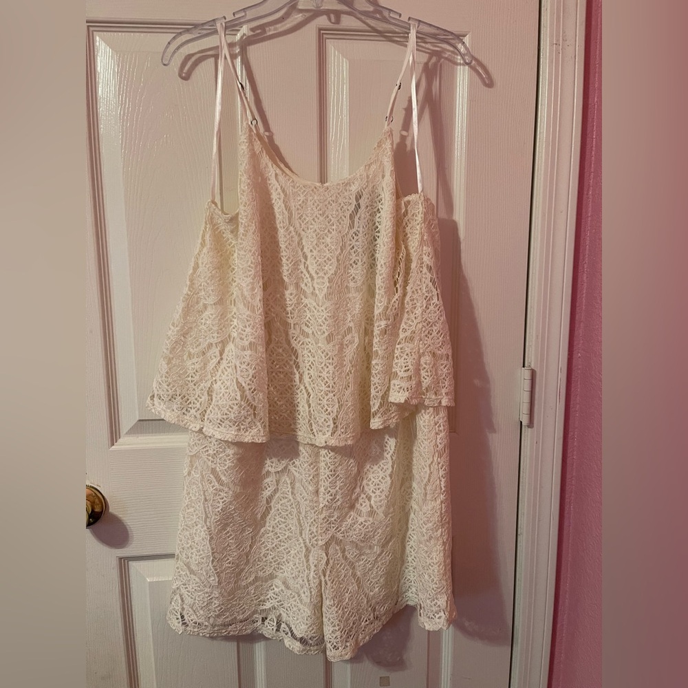 Mossimo NWT Womens Romper Lace Overlay Ivory Size L